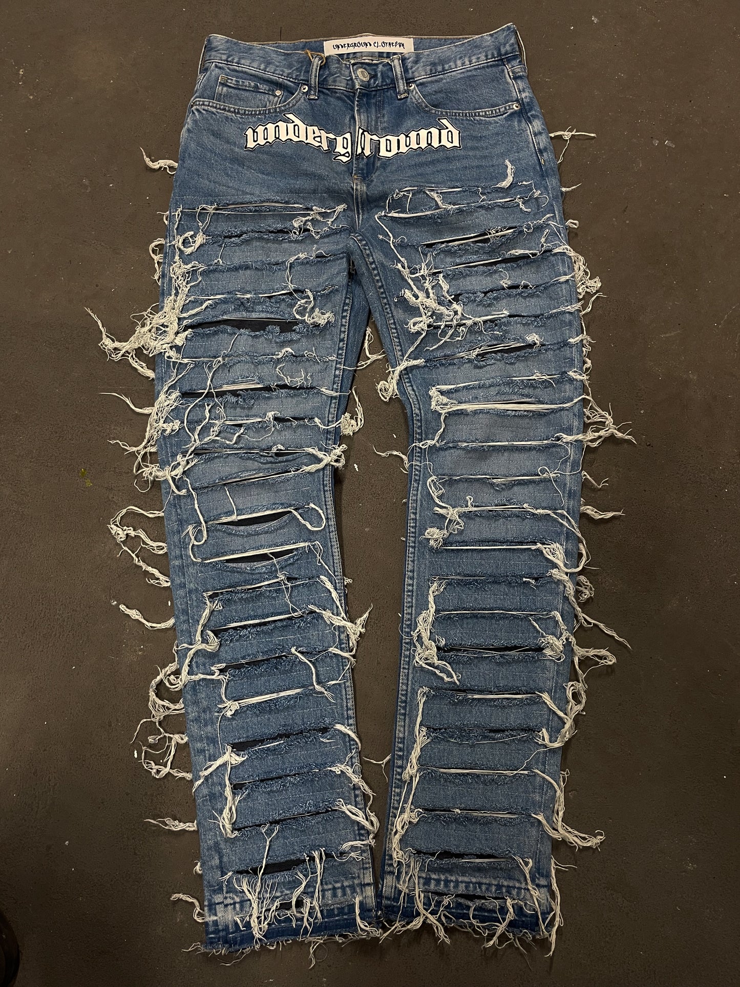 ugcbk distressed jeans